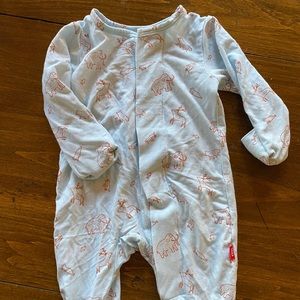 Magnetic ME! Sleeper. Great condition!